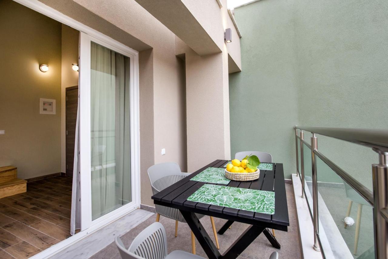 Alla Strada - Micro Suites Лименария Экстерьер фото